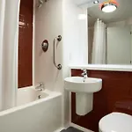 בית הארחה Serenity 3*