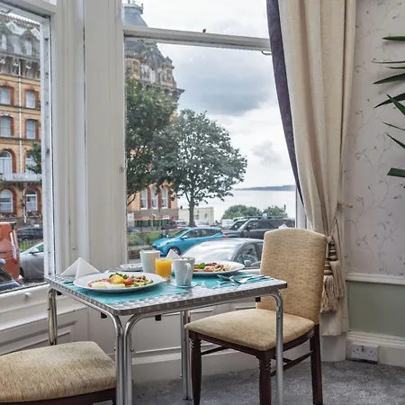 Guest house Serenity Scarborough