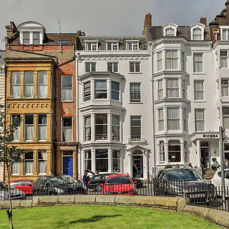 Guest house Serenity Scarborough