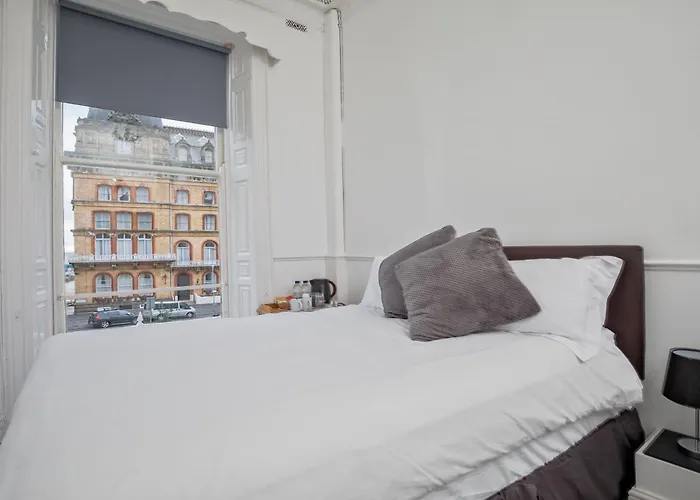 Serenity Guest house Scarborough