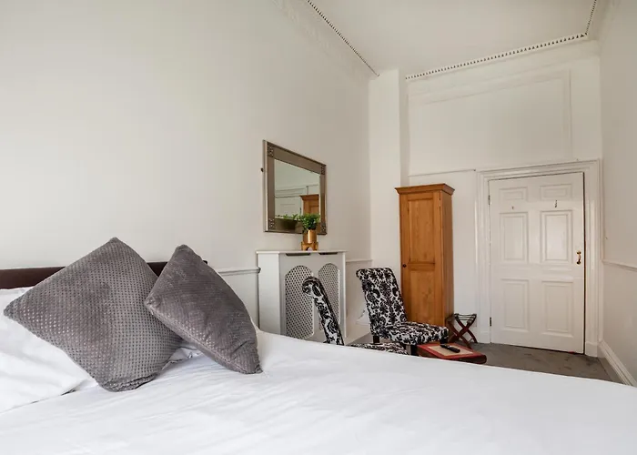 Serenity Scarborough