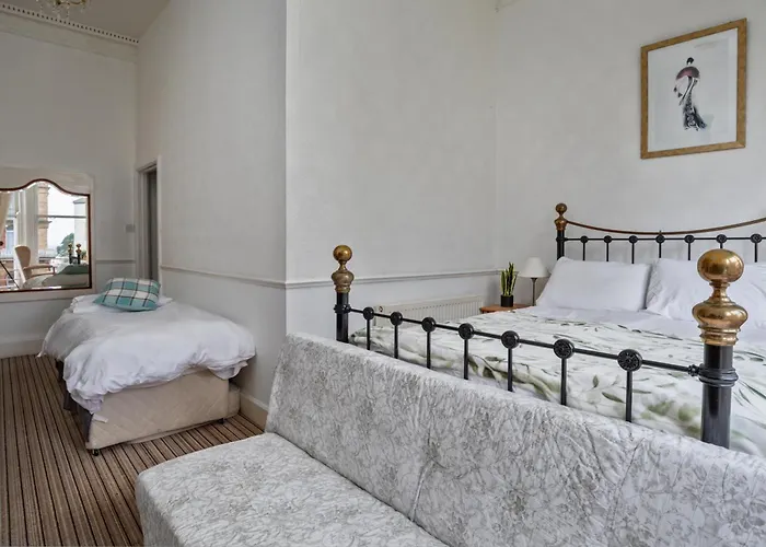 Guest house Serenity Scarborough